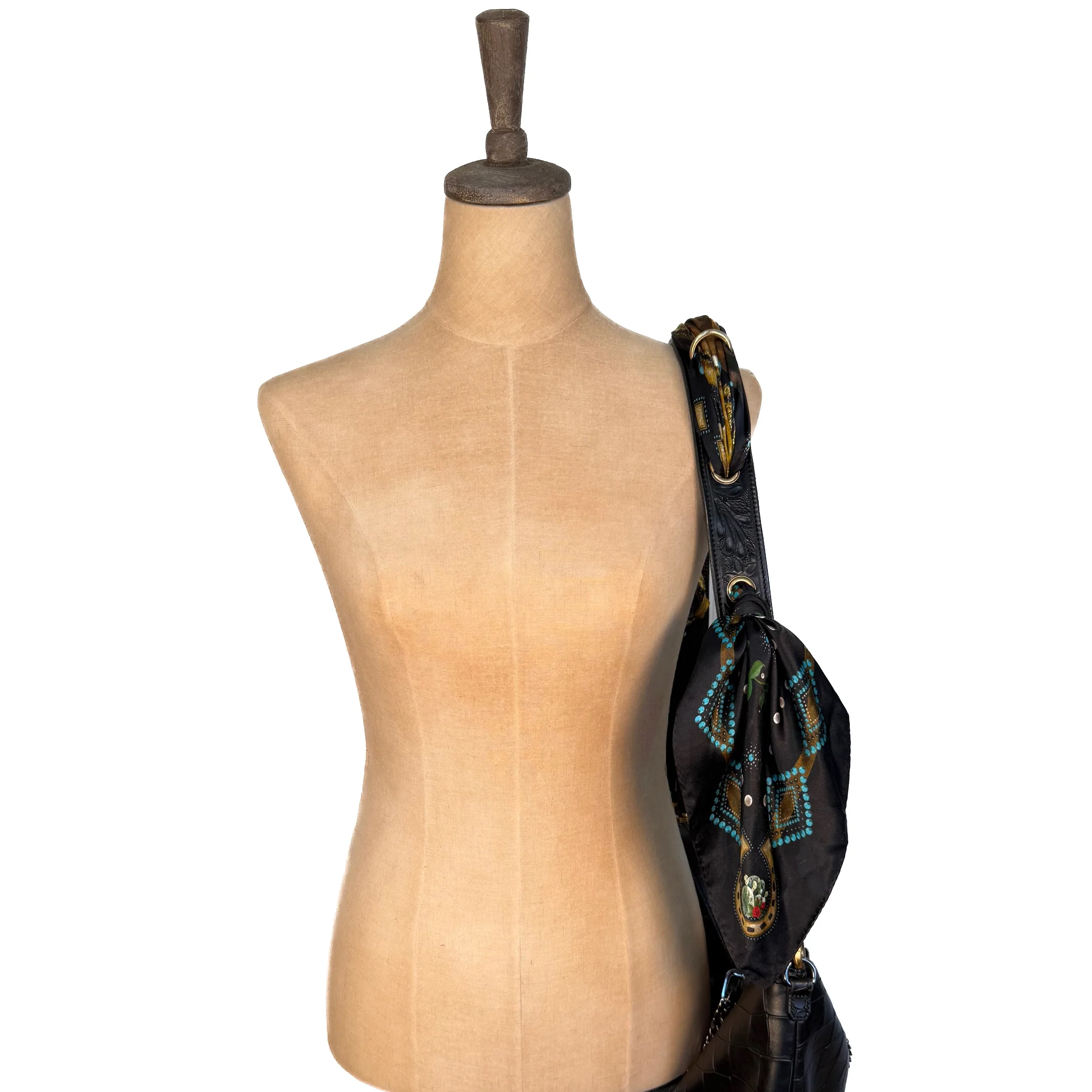 NightLatch Purse Strap - Image 15