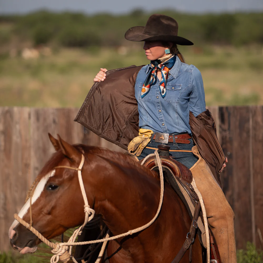 Moon At Her Back - Image 5