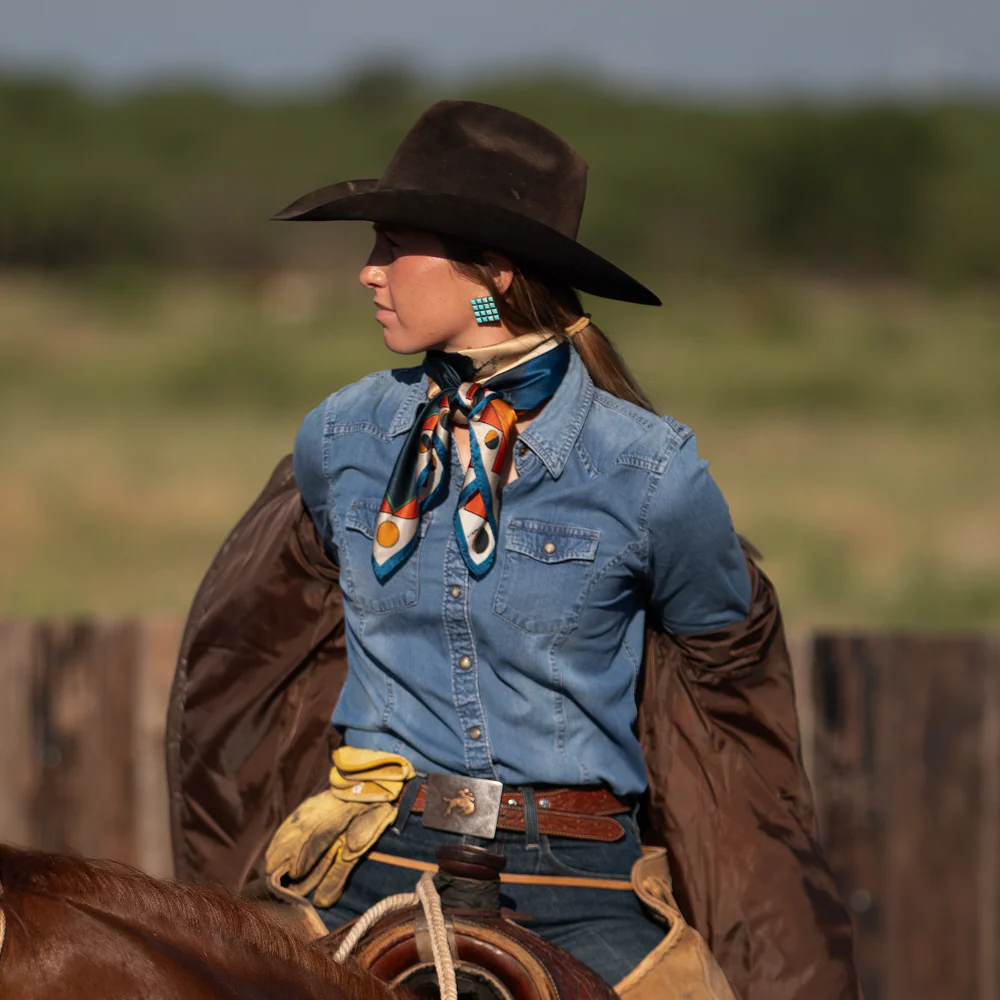 Moon At Her Back - Image 8