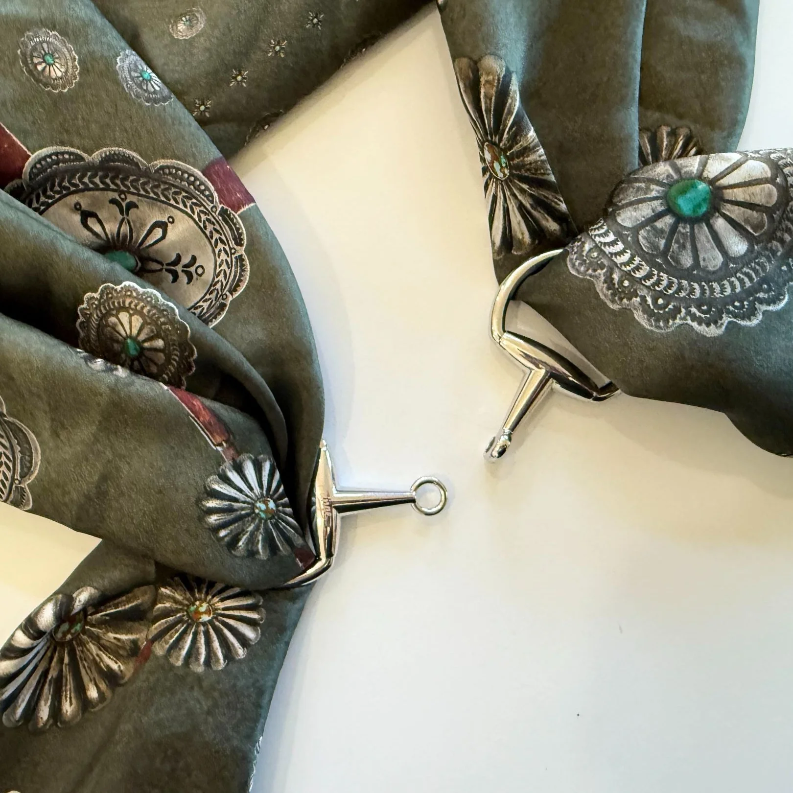 Snaffle Bit Scarf Buckle - Image 13